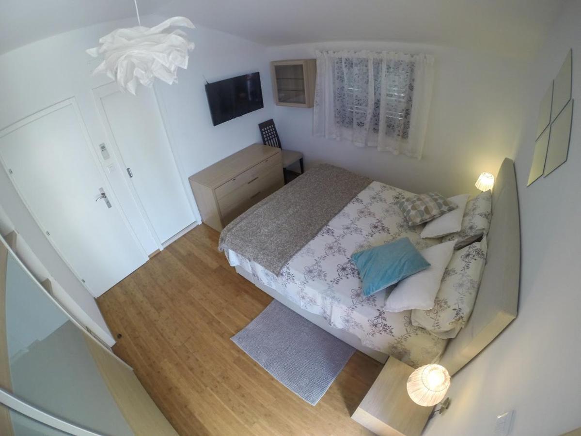 Apartment And Room Sveti Jakov دوبروفينك المظهر الخارجي الصورة