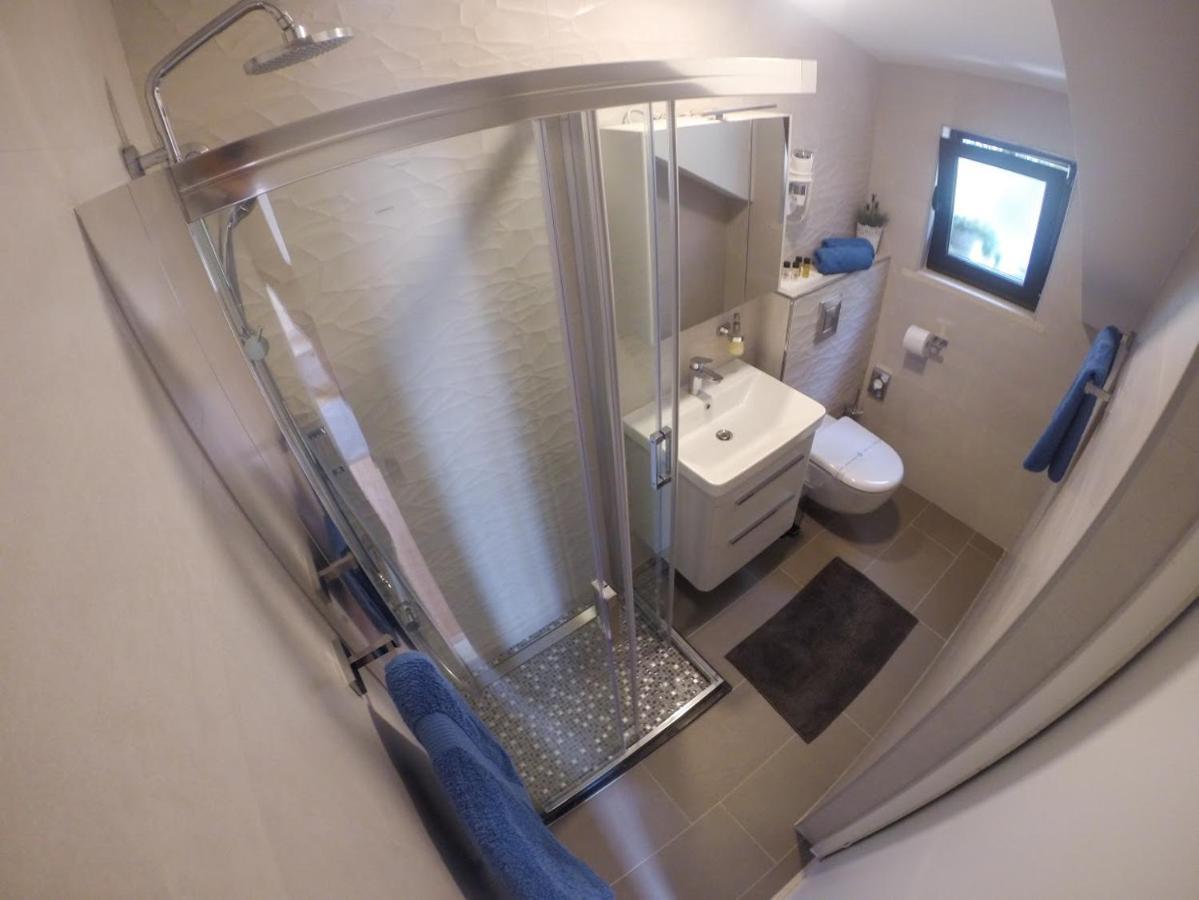 Apartment And Room Sveti Jakov دوبروفينك المظهر الخارجي الصورة